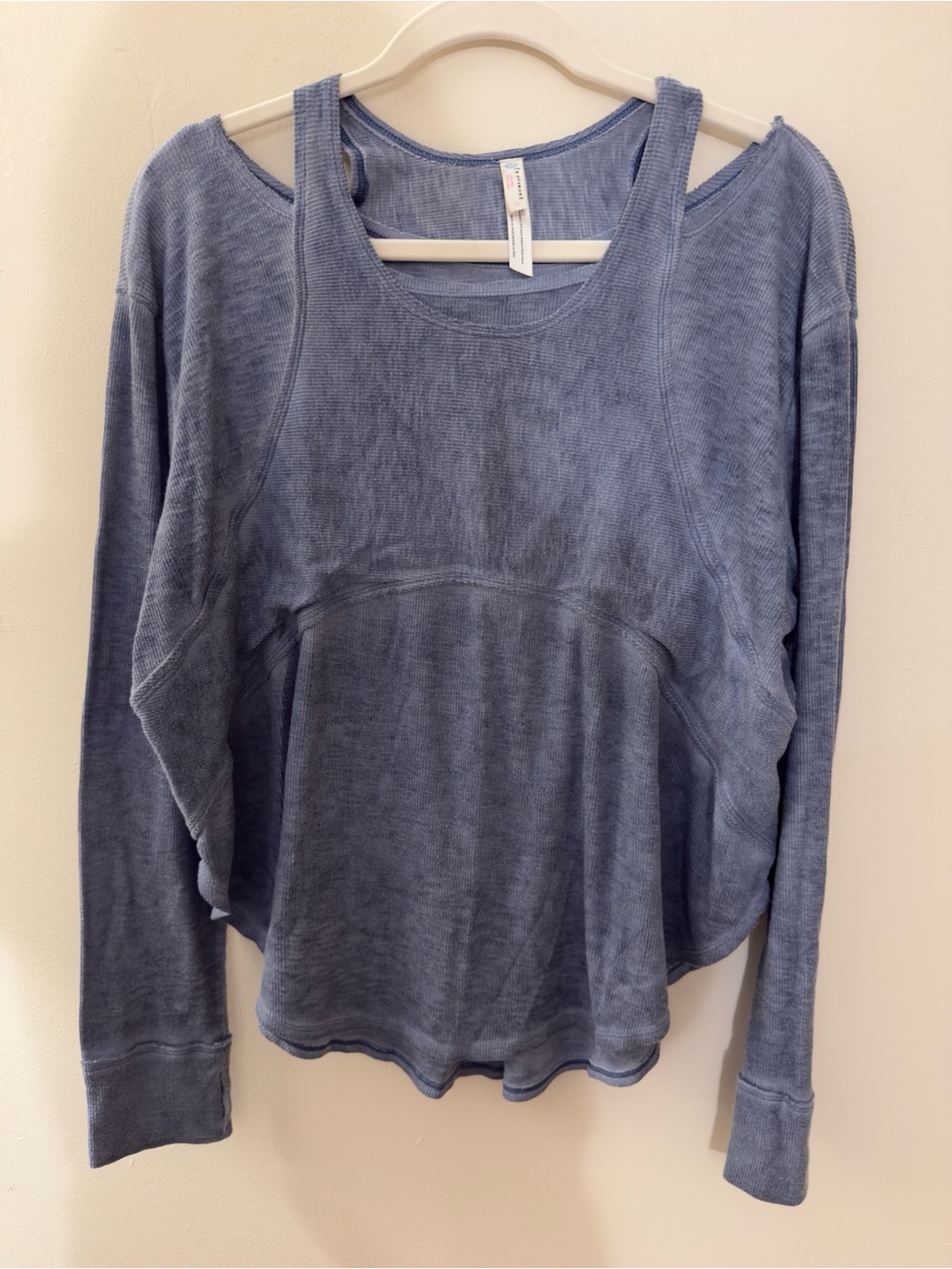 FP Movement by Free People Zenith Cold Shoulder Long Sleeve Athletic Top | Sz L